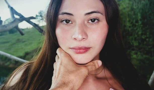 Karoll Gruesa Latina Colombiana